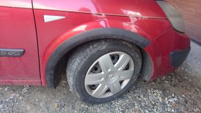Extensii de aripă pentru Renault Scenic II (2003-2009)