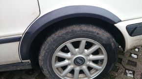 Extensii de aripă pentru Audi 80 B4 berlină (1991-1996)