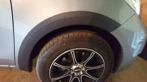 Extensii de aripă pentru Toyota Yaris II hatchback (2005-2011), versiune cu 5 uși