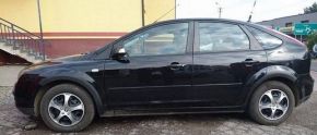 Protecție aripă de plastic pentru  FORD FOCUS II 4/5-UȘI 2004-2011