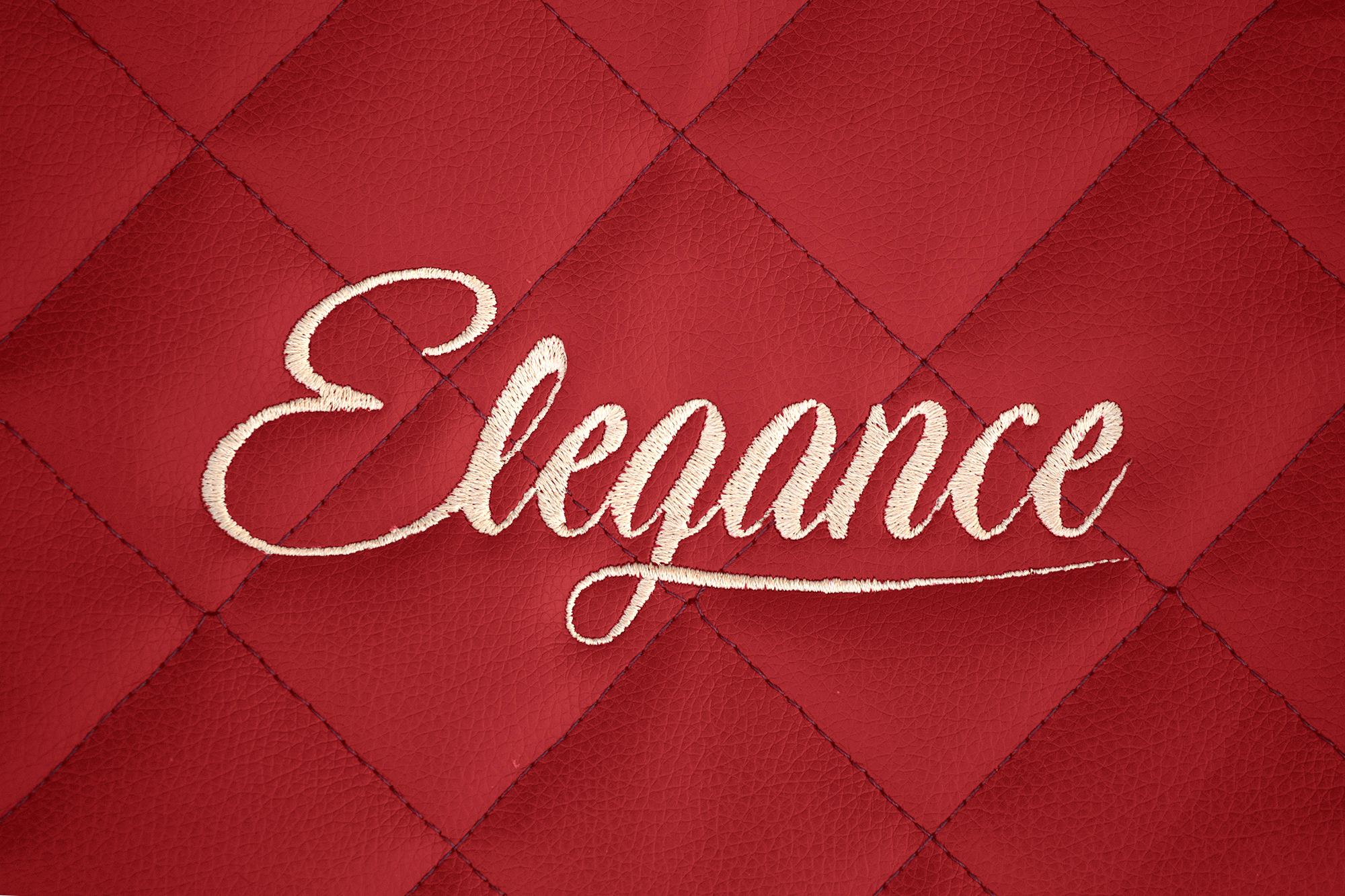Detaliu al broderiei Elegance: Roșu